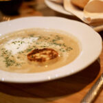 Eierschwammerlrahmsuppe